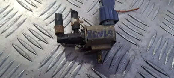 Nissan Primera Turbo solenoid valve k5t48289