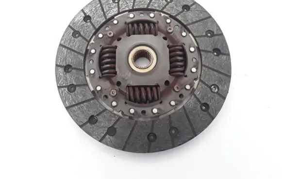 Dacia Duster Clutch pressure plate 8200335084