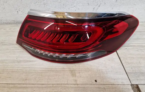 Mercedes-Benz GLC X253 C253 Rear/tail lights 2539060702