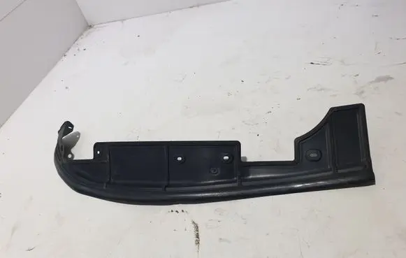 BMW 4 F32 F33 Front door coupe wind deflector 7347701