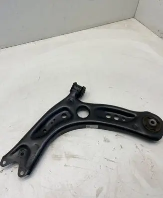 Volkswagen Golf VII Front lower control arm/wishbone 5Q0407151J