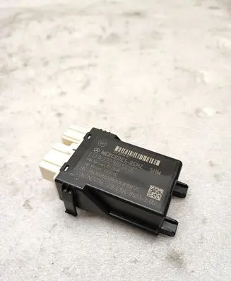 Mercedes-Benz S W222 Seat heating relay A2229005406