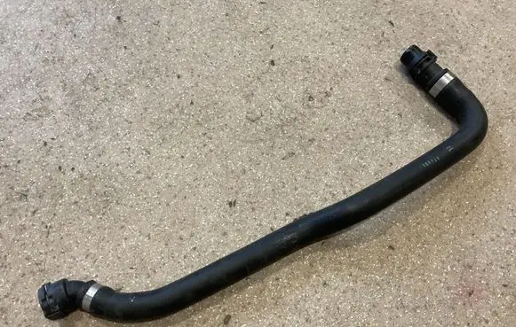BMW M4 F82 F83 Engine coolant pipe/hose 9307240