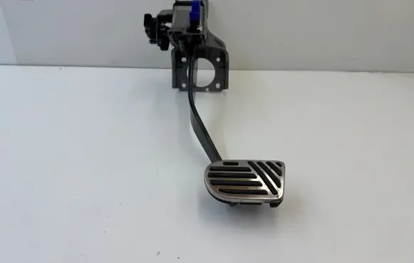 Hyundai Ioniq 5 Brake pedal 32800GI910