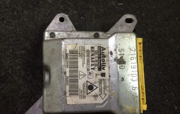 Renault Laguna II Airbag control unit/module 8200108371a 550758800