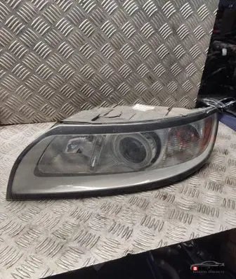 Volvo V50 Headlight/headlamp 31299583