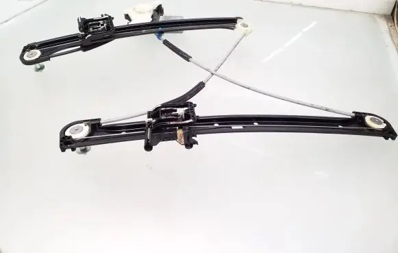 Audi A3 S3 8V Front door window regulator with motor 5Q0959802B 0130822716