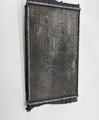 BMW 1 E81 E87 Coolant radiator 77889039 7788901 3094174