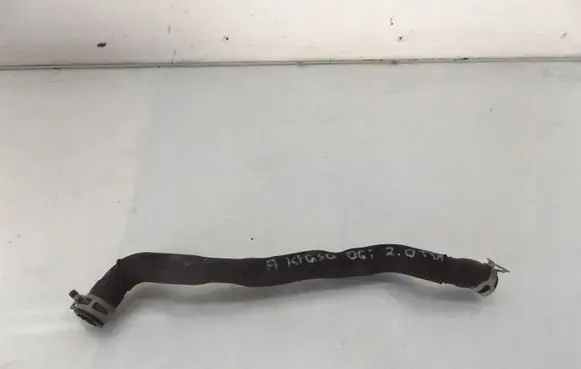 Mercedes-Benz A W169 Engine coolant pipe/hose 6400101082