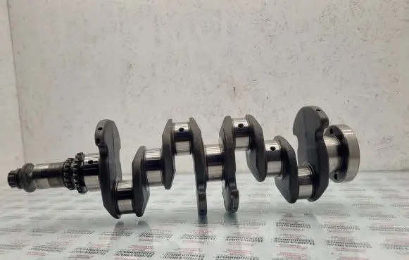 Volkswagen PASSAT B6 Crankshaft 03C105209AG