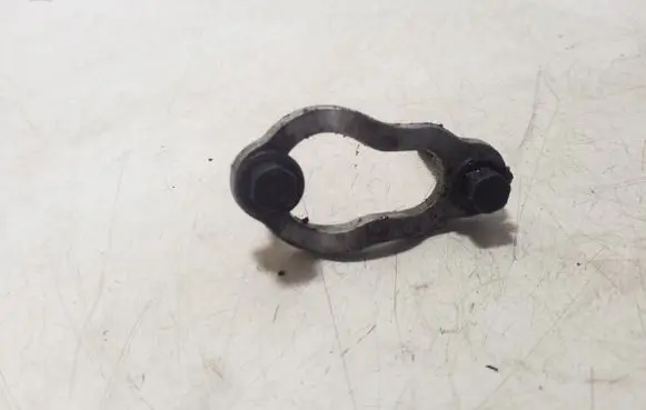 Volvo XC60 Fuel Injector clamp holder