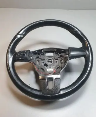 Volkswagen Jetta VI Steering wheel 5C0419091AM