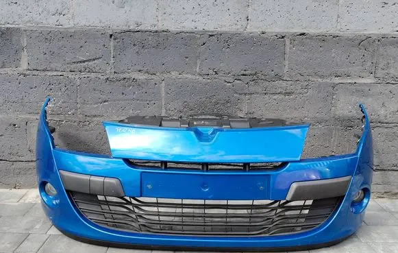 Renault Megane III Front bumper