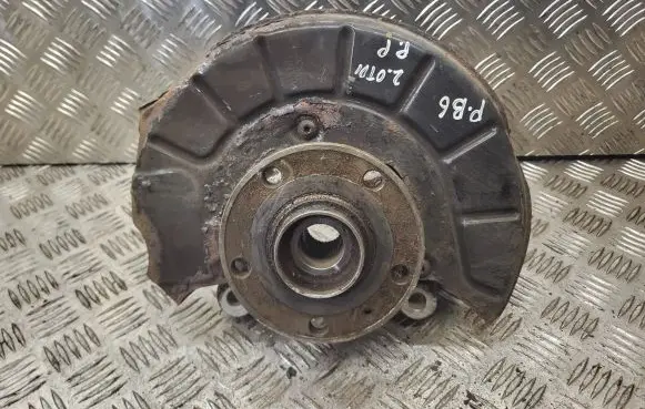 Volkswagen PASSAT B6 Front wheel hub