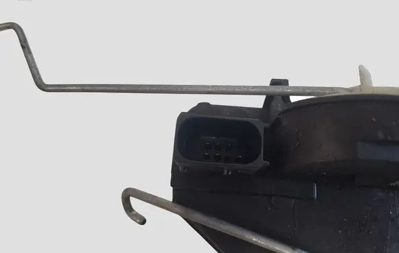 Opel Ampera Rear door lock 13579552 3023767