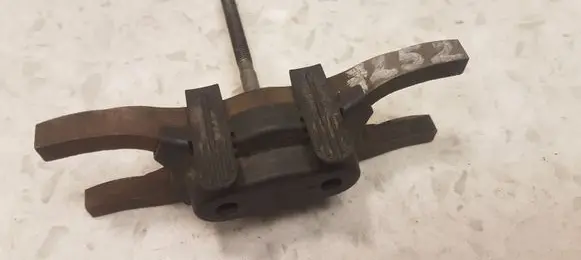 Ford Transit Fuel Injector clamp holder 6C109L513AA