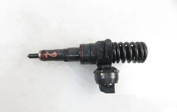 Ford Galaxy Fuel injector 0414720038 038130073AK