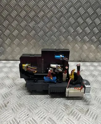 Mercedes-Benz SLK R172 Fuse module A1729015500 2129026