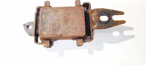 Nissan Murano Z50 Engine mount bracket