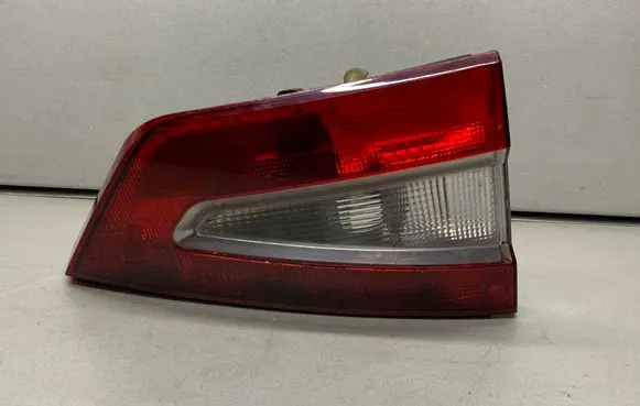 Ford Galaxy Rear/tail lights 6M2113A603EB