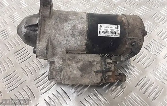 Opel Zafira C Starter motor 55585237