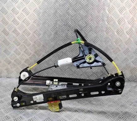 Mercedes-Benz C W205 Front door electric window regulator A2057206520