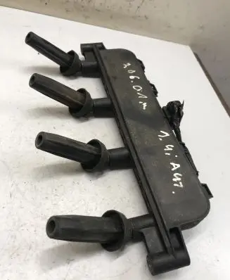 Peugeot 206 High voltage ignition coil 154302