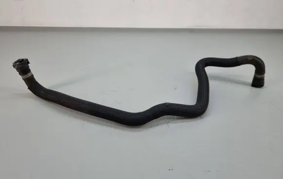 Land Rover Evoque I Engine coolant pipe/hose GJ327H255AB