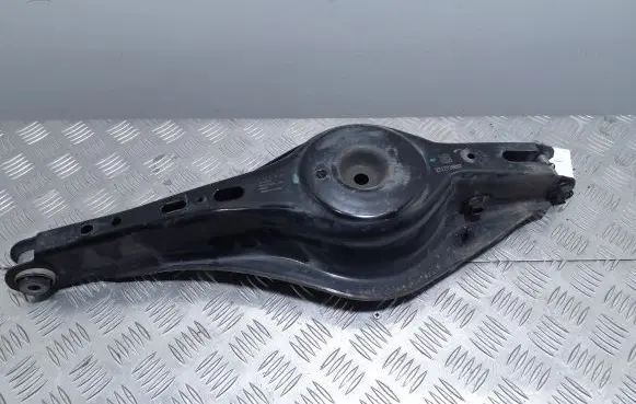 Volvo XC40 Rear upper control arm/wishbone 32246373