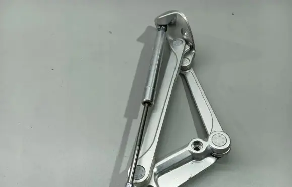 Volkswagen Phaeton Tailgate/trunk/boot hinge 3D5827301R