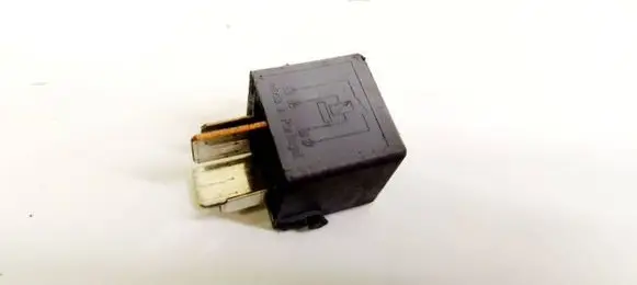 Mercedes-Benz B W245 Other relay A0025422619 V23134-J52-X361