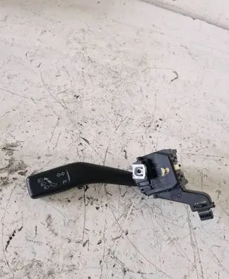 Volkswagen Caddy Indicator stalk 1K0953513E 01103510 10351092225811