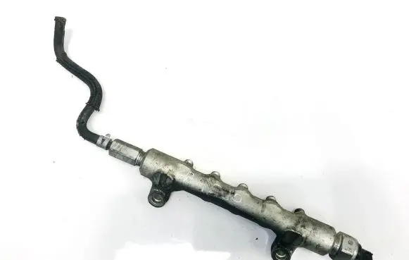 Toyota Auris 150 Fuel main line pipe 02800625