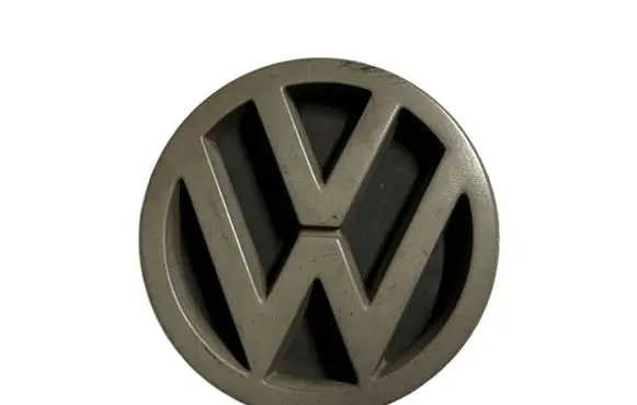 Volkswagen PASSAT B3 Manufacturer badge logo/emblem 357853601B 357853601