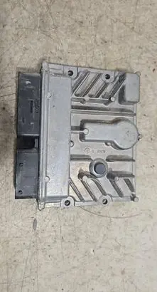 Opel Astra J Engine control unit/module 55584315 55579719