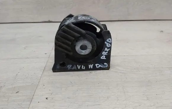 Toyota RAV 4 (XA40) Engine mount vacuum valve 