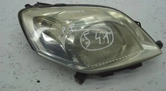 Peugeot Bipper Headlight/headlamp