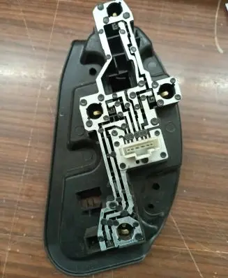 Citroen C5 Tail light bulb cover holder