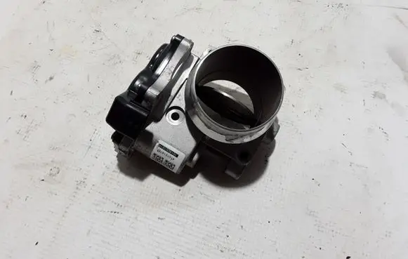 Renault Master III Throttle valve 161A00161R