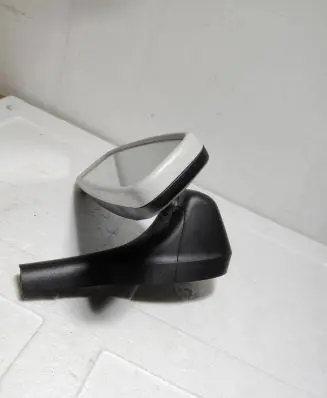 Skoda Fabia Mk3 (NJ) Rear view mirror (interior) E1028191