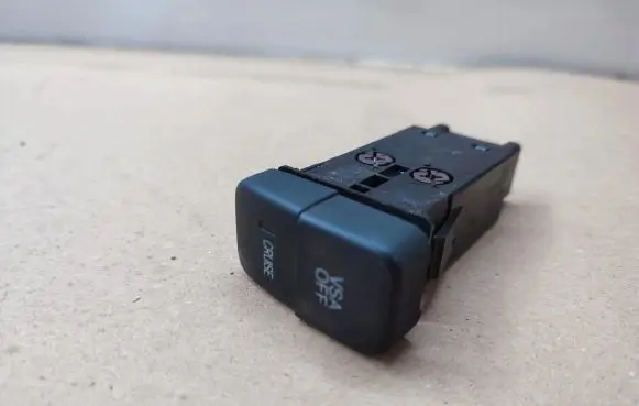 Honda CR-V Other switches/knobs/shifts M28323
