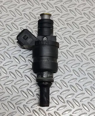 BMW 3 E46 Fuel injector 1427240