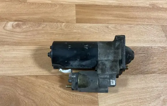 Volvo V70 Starter motor 0001108167