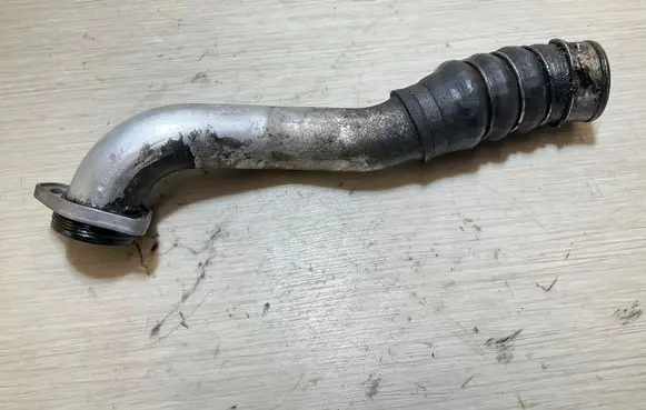BMW 3 E90 E91 Intercooler hose/pipe 