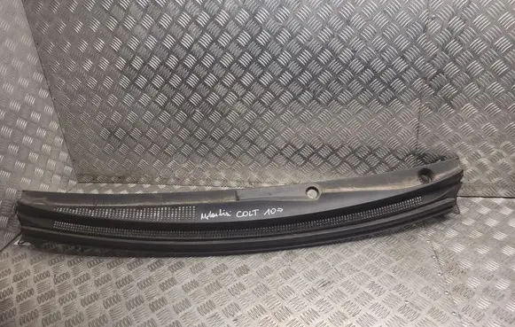 Mitsubishi Colt Wiper trim 7405A315 44590