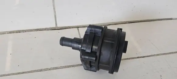 Ford Focus Water pump 34619000275AA