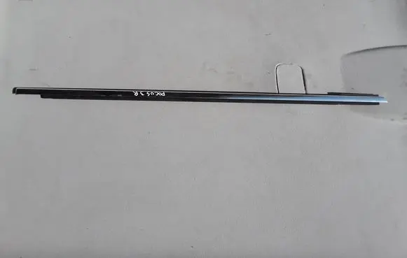Ford Focus Front door glass trim molding