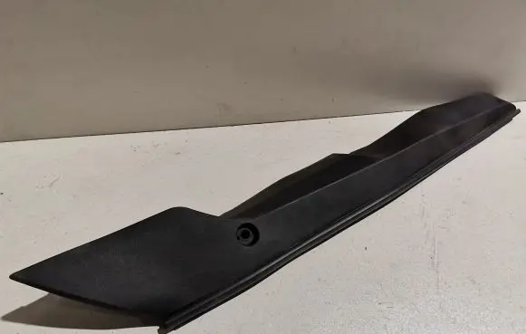 Lexus UX Fender end trim 5380876020