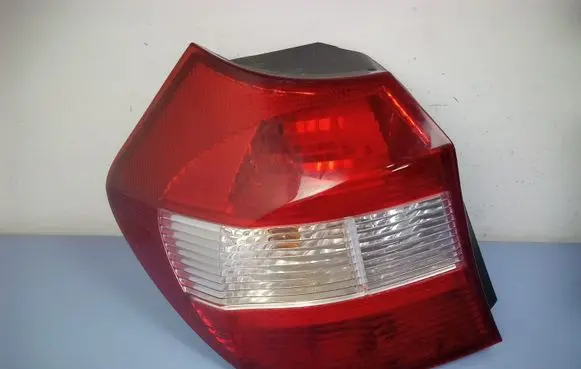 BMW 1 E81 E87 Rear/tail lights 6924501 692450112 202065