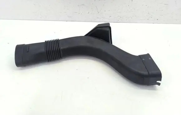 BMW 7 F01 F02 F03 F04 Air intake duct part 70345382 7577473 13717577473